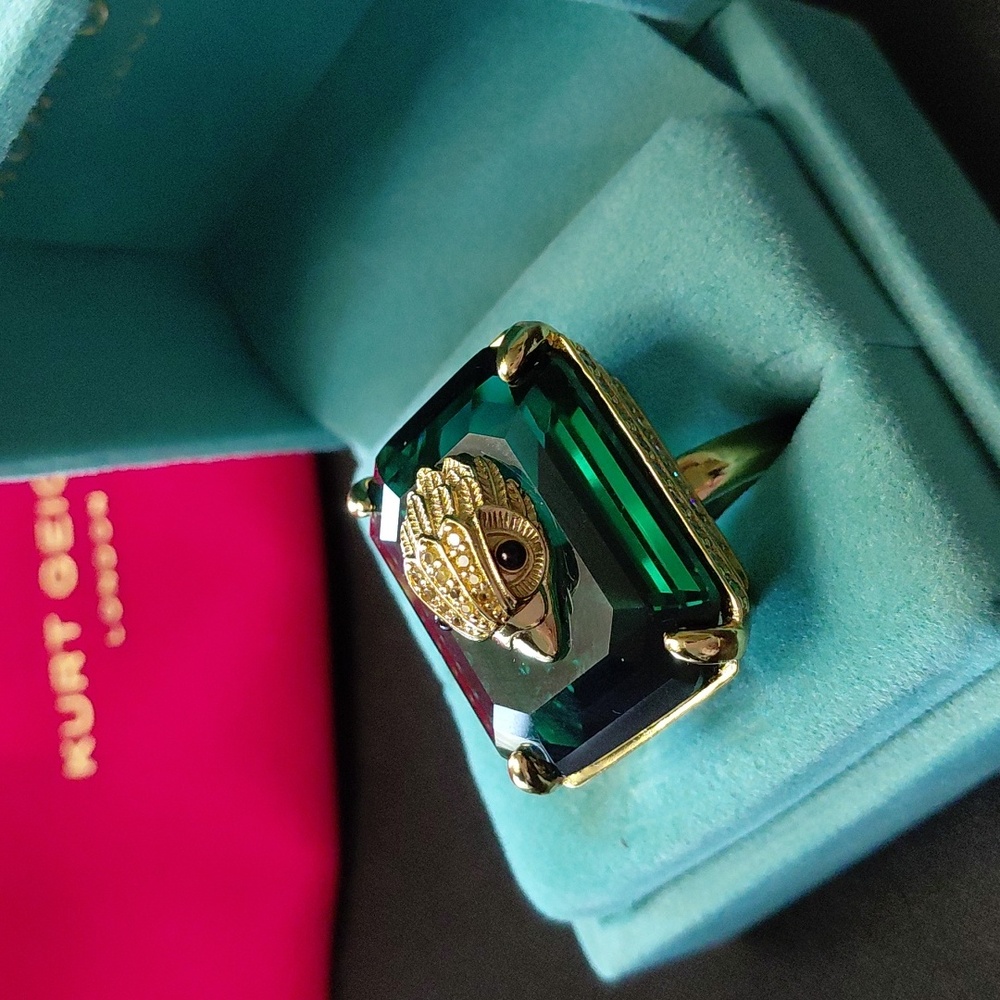 KURT GEIGER LONDON Elegant  Statement Ring Size9 - Picture 4 of 8